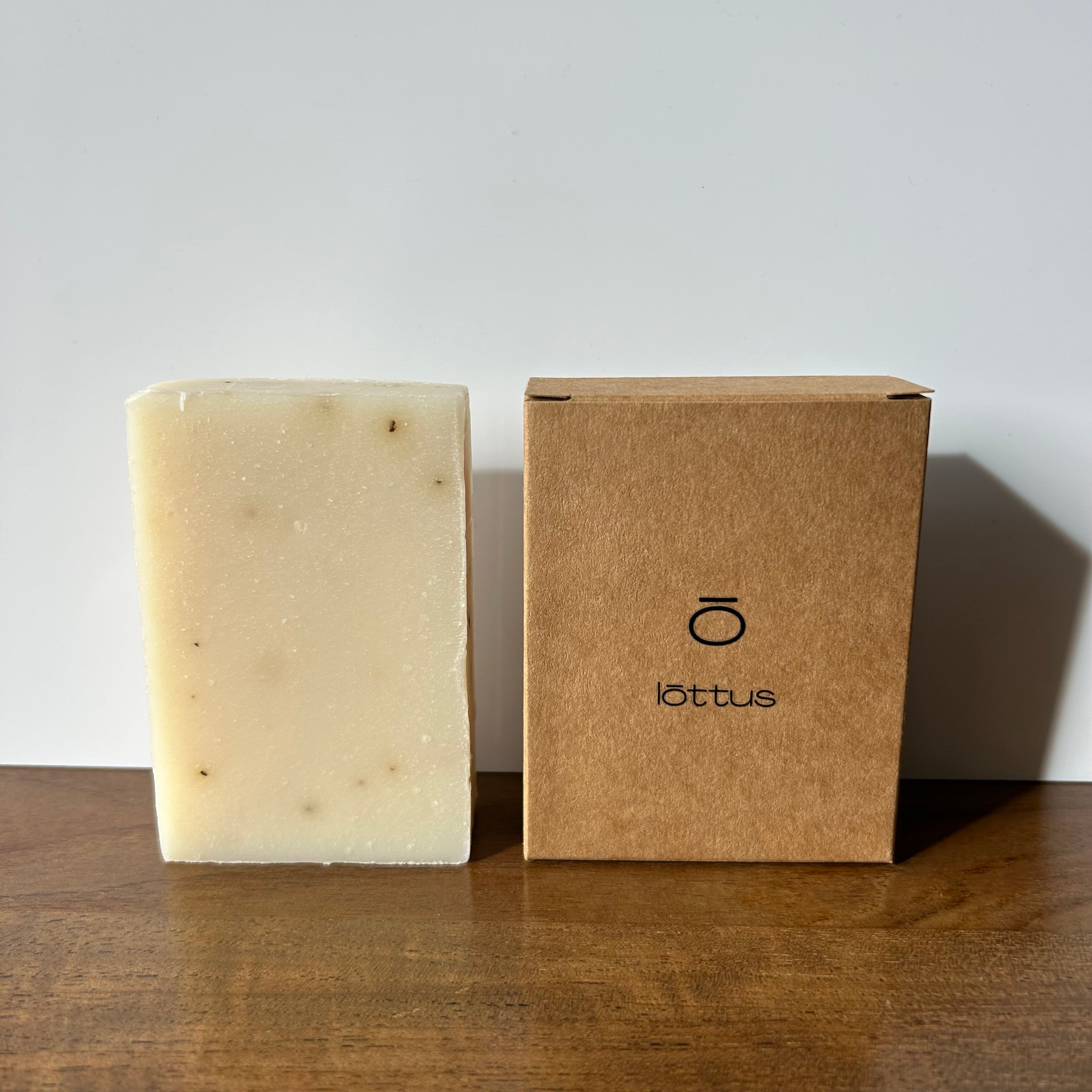 Aloe Vera Eucalyptus Cold Pressed Soap - lōttus